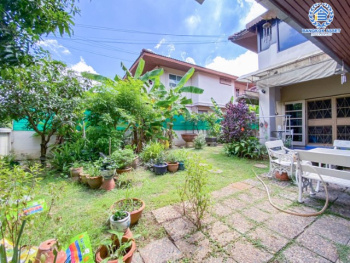 *****บ้านเดี่ยวมือสอง ! ม.ปรีชา พหลโยธิน87 เนื้อที่กว้างถึง 80.6 ตร.ว บ้านสวย สภาพดี พร้อมอยู่ เน้นความเป็นส่วนตัว รองรับทุกครอบครัวด้วยฟังก์ชั่น 3 ห้องนอน 3 ห้องน้ำ 2 ที่จอดรถ พิเศษสุดๆ โอนในปี 2564 นี้ รับทันทีทองคำแท่ง 10 บาท !! การเดินทางสะดวกสบายเข้าออกได้หลายเส้นทาง ใกล้รถไฟฟ้าสาย สีแดงเข้ม "สถานีหลักหก"